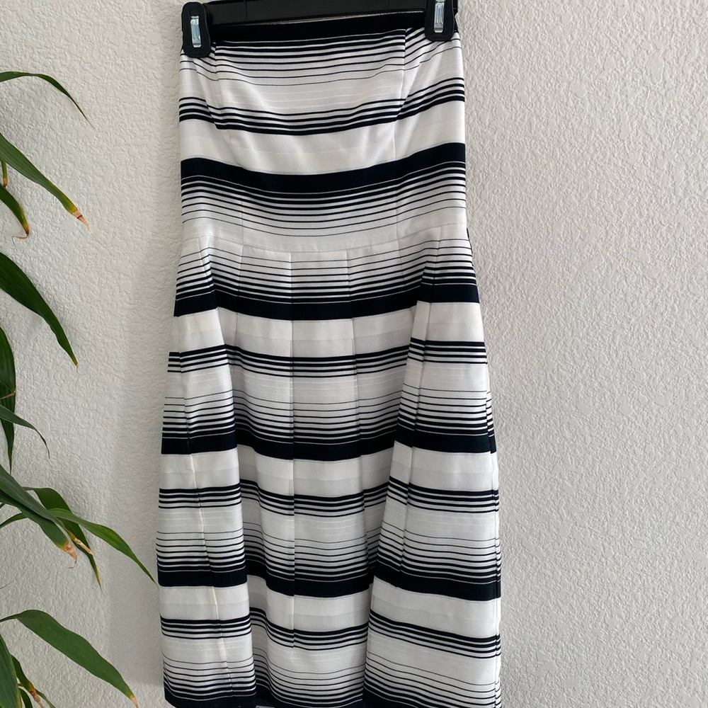 White House Black Market A Line strapless dress